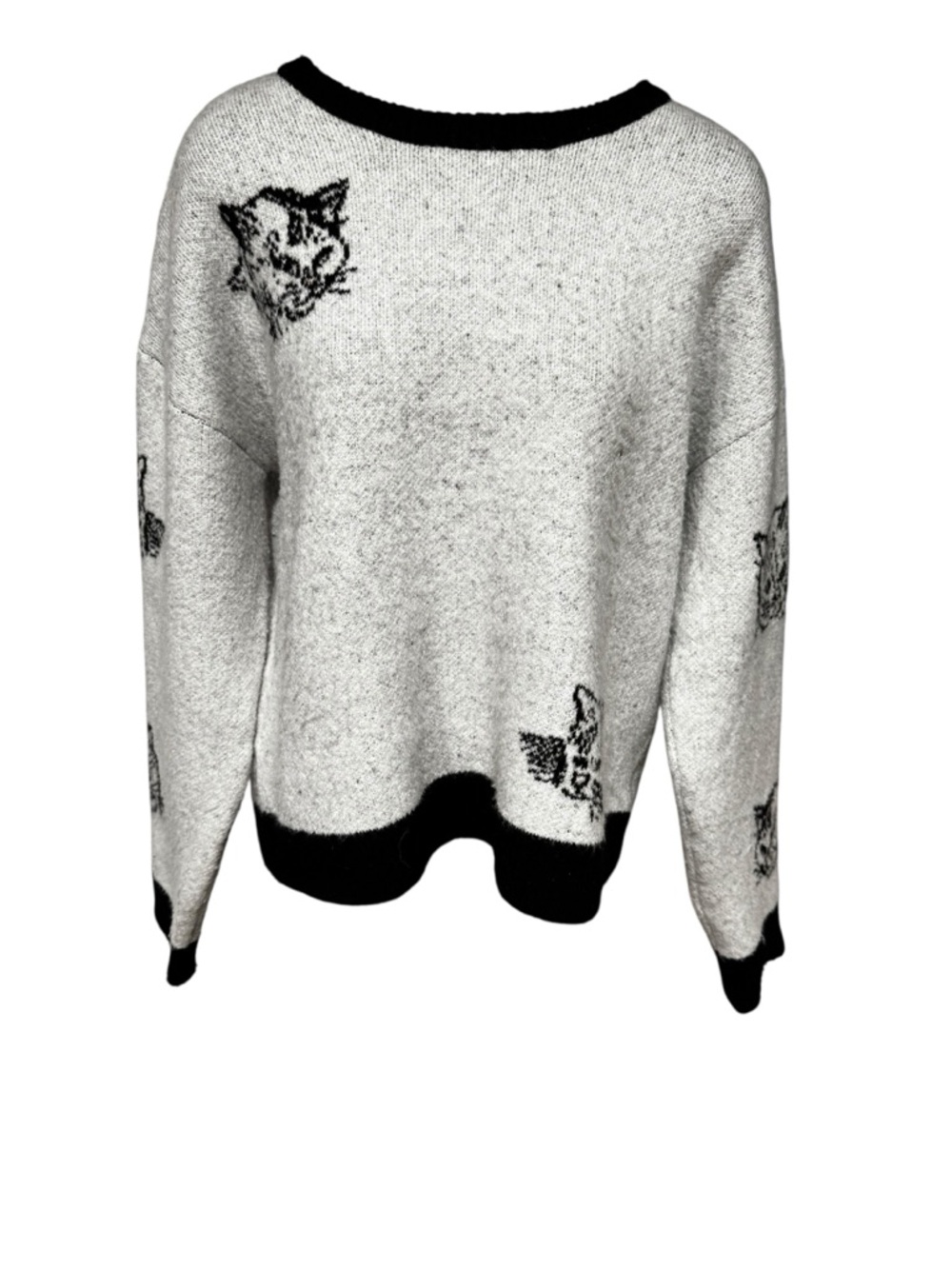 On 12th Women's  Sweater with Cat Design - Picture 3 of 9